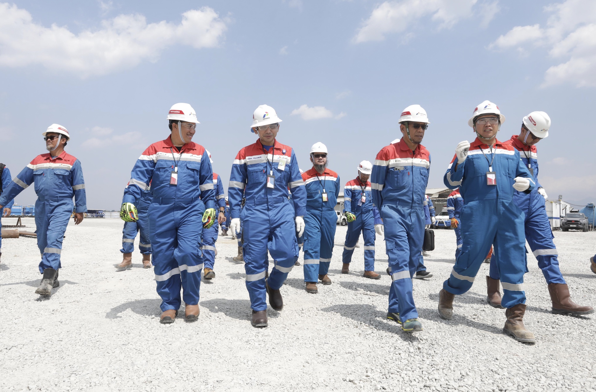 Jenis-Jenis Seragam Kerja
